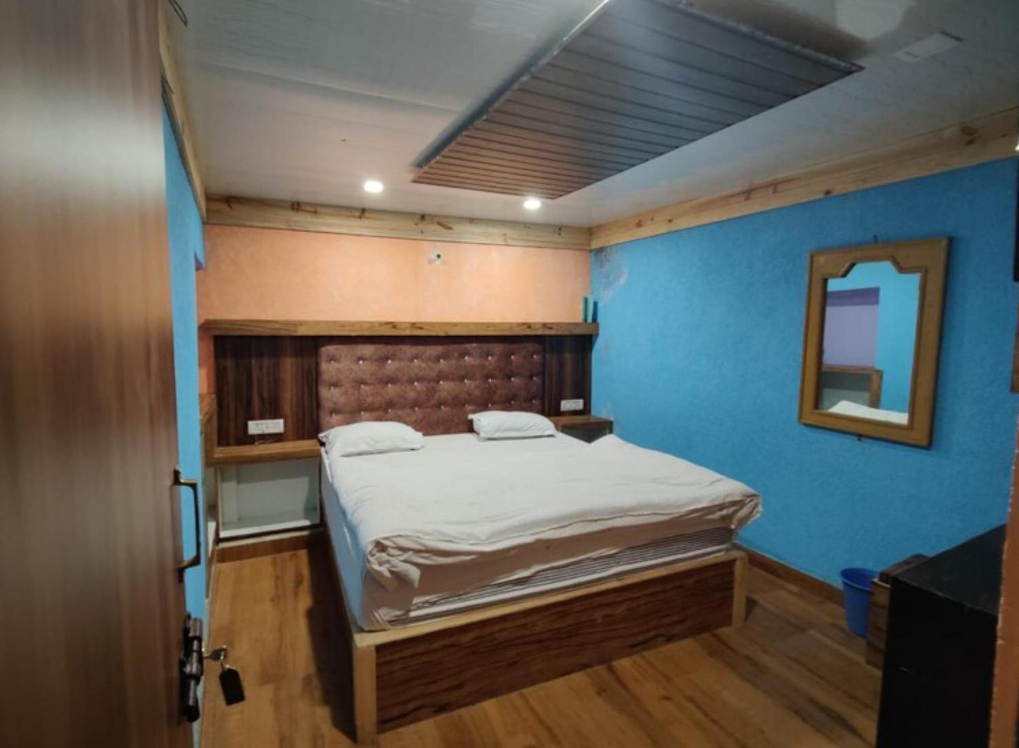 King Hotel 3*